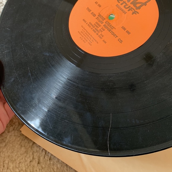 Set of 2 Vintage Vinyl Albums, Shake Your Booty & More Grease, Kid Stuff Records - Picture 14 of 16